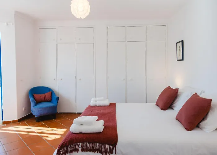 Casa Dos Pocinhos * אריסרייה